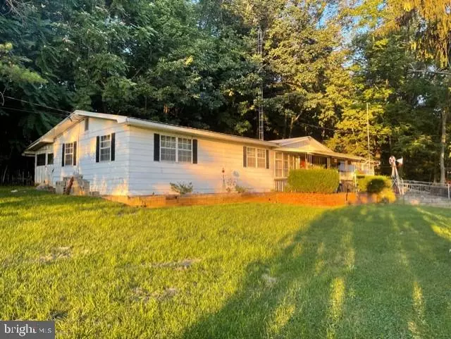 4963 HAMMONDS MILL RD, Hedgesville, WV 25427