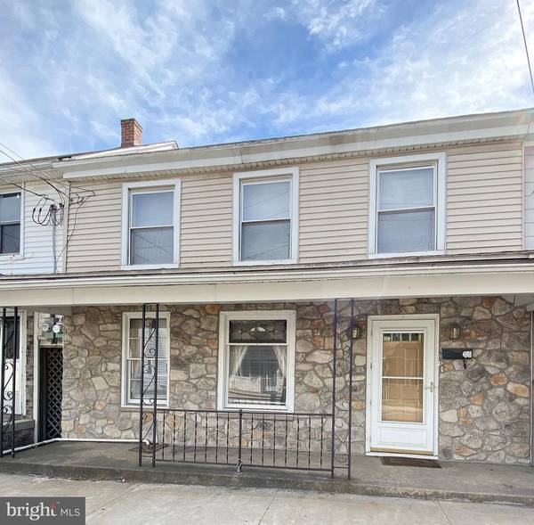 31 SPRING ST, Tremont, PA 17981