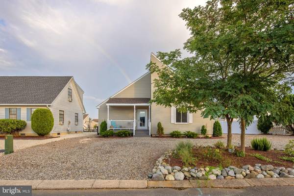 3 DIANE RD, Manahawkin, NJ 08050