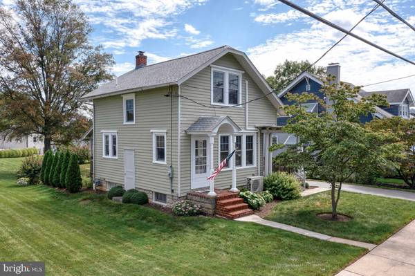 348 CHOCOLATE AVE, Mount Joy, PA 17552