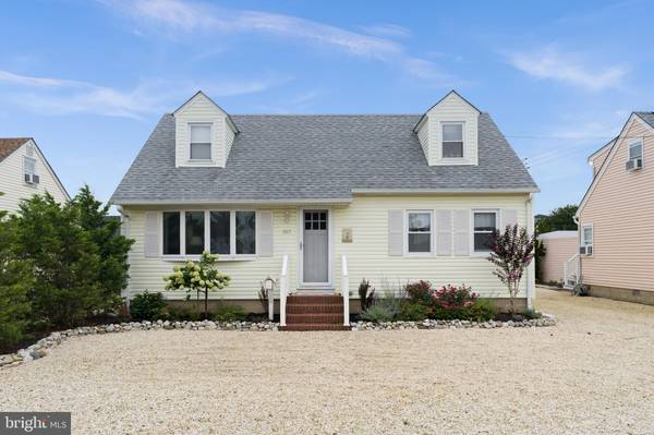 257 N 13TH ST, Surf City, NJ 08008