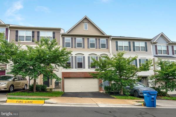 42721 OGILVIE SQ, Ashburn, VA 20148