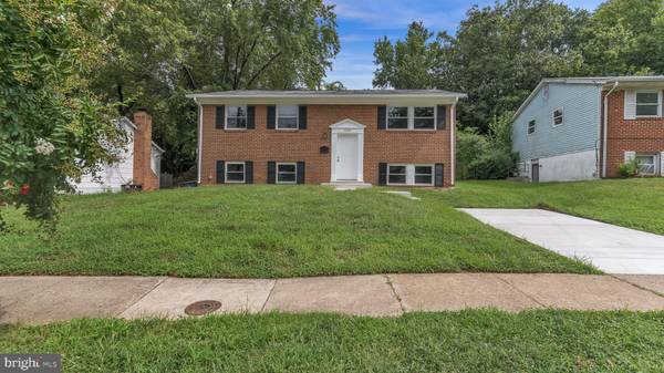 7932 DELLWOOD AVE, Glenarden, MD 20706