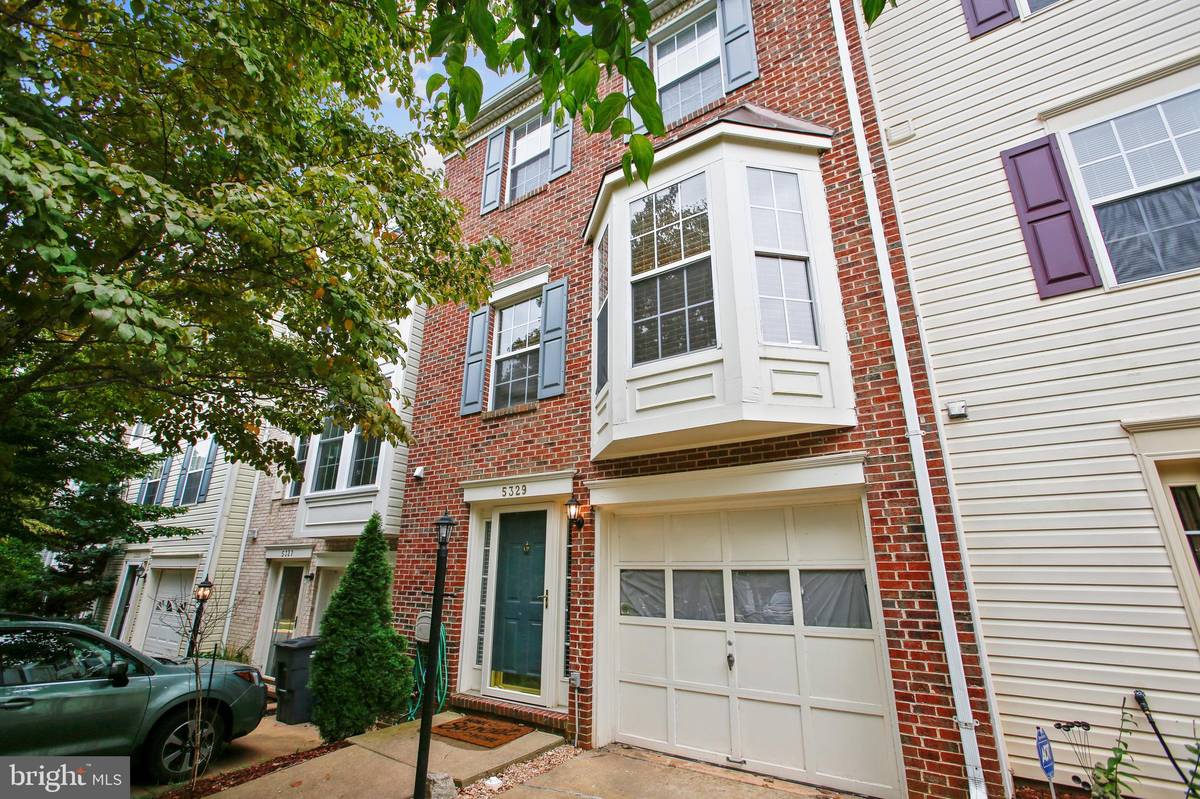 Woodbridge, VA 22193,5329 TORTOISE PL