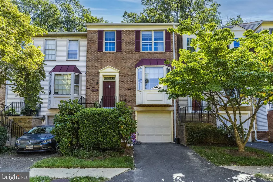 12222 APPLE ORCHARD CT, Fairfax, VA 22033