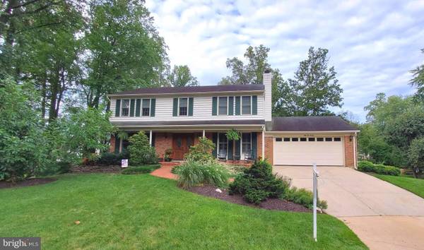 5220 DUNLEIGH GLEN LN, Burke, VA 22015