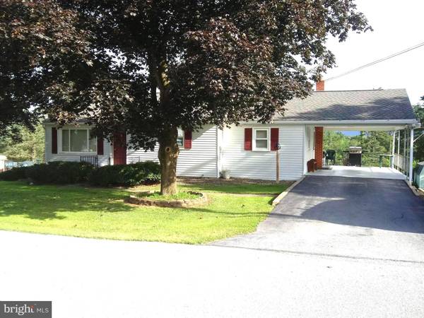 111 BROOKWOOD DR, Carlisle, PA 17013