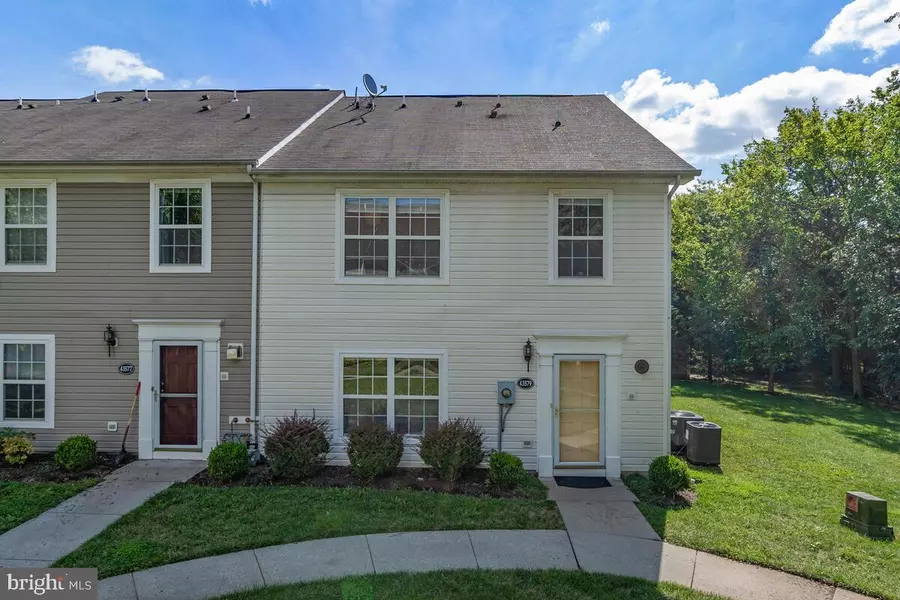 43579 PATCHING POND SQ, Ashburn, VA 20147