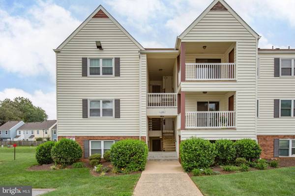 102 CHESTERFIELD LN #202, Stafford, VA 22556