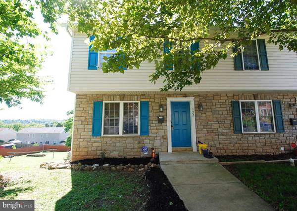 127 S SHENANDOAH AVE, Front Royal, VA 22630