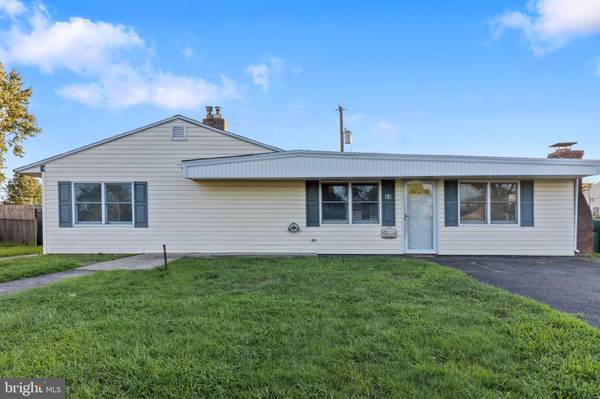 31 GOOD LN, Levittown, PA 19055