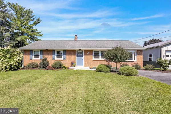 1124 ORCHARD RD, Lititz, PA 17543