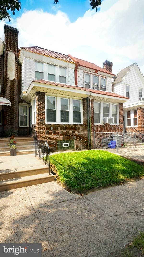 5936 REACH ST, Philadelphia, PA 19120