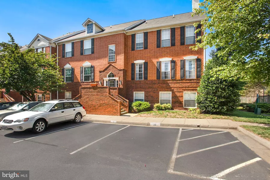 662 GATEWAY DR SE #217, Leesburg, VA 20175