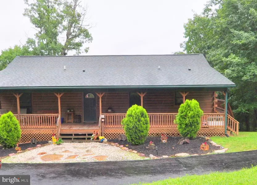 1810 PARKSIDE DRIVE, Berkeley Springs, WV 25411