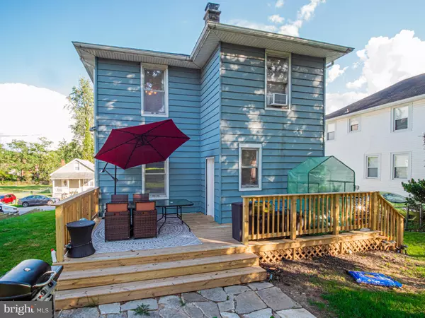 Baltimore, MD 21207,2114 SUNBRIAR LN