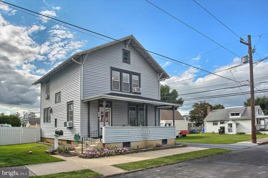 52 PROSPECT ST, Hummelstown, PA 17036