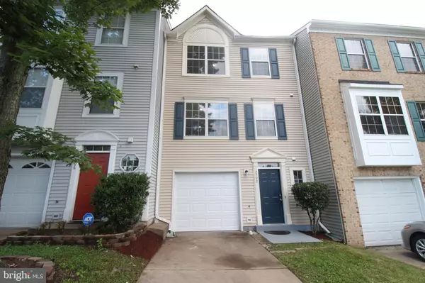 2792 BRIER POND CIR, Woodbridge, VA 22191