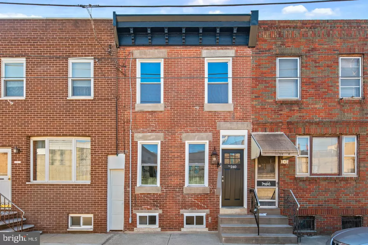 Philadelphia, PA 19148,240 FERNON ST