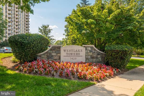 7420 WESTLAKE TER #1008, Bethesda, MD 20817