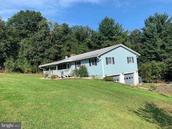 Mcconnellsburg, PA 17233,3767 BREEZY POINT RD