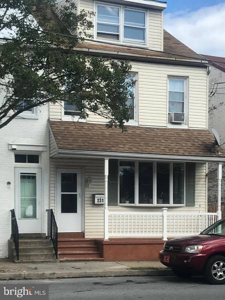 231 S 4TH ST, Columbia, PA 17512