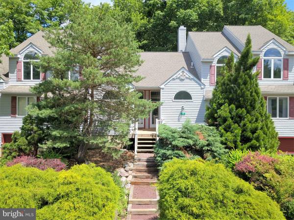 79 LAURELWOOD DR LAURELWOOD DR, Lake Harmony, PA 18624