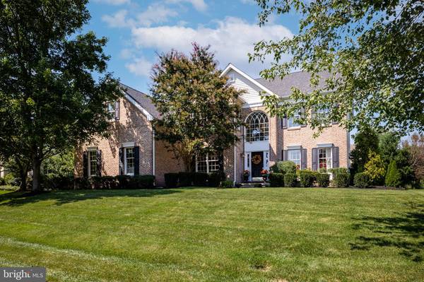 127 OAKMONT DR, Moorestown, NJ 08057