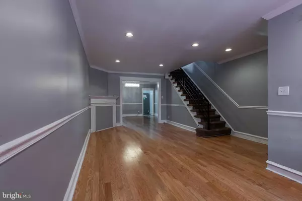 Philadelphia, PA 19120,120 W GODFREY AVE