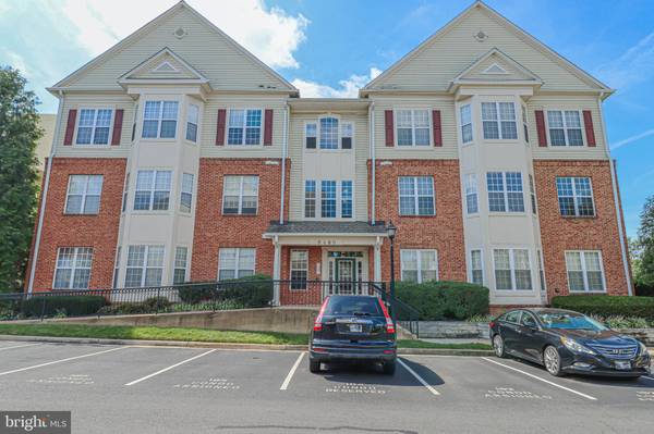 6480 CHEYENNE DR #303, Alexandria, VA 22312