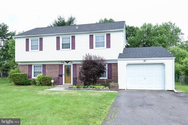 41 BELHURST LN, Willingboro, NJ 08046