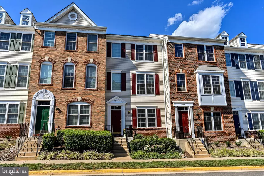 42838 SYKES TER, Chantilly, VA 20152