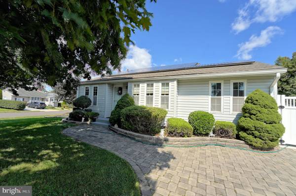 62 FALMOUTH RD, Hamilton, NJ 08620