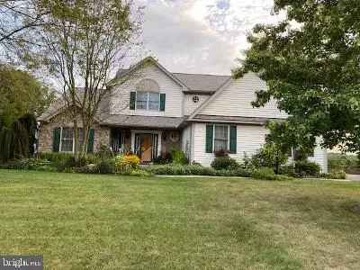 504 FARMINGDALE DR, Douglassville, PA 19518