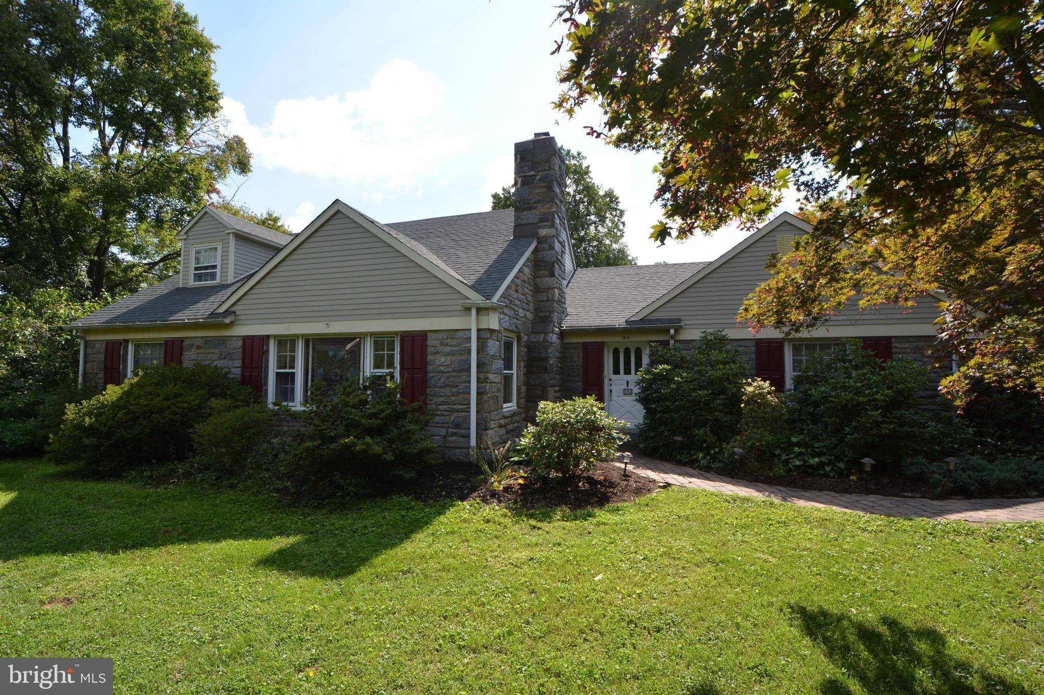 104 E BROOKHAVEN RD, Wallingford, PA 19086