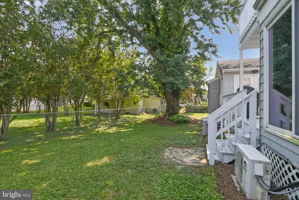 Colonial Beach, VA 22443,900 LOSSING AVE