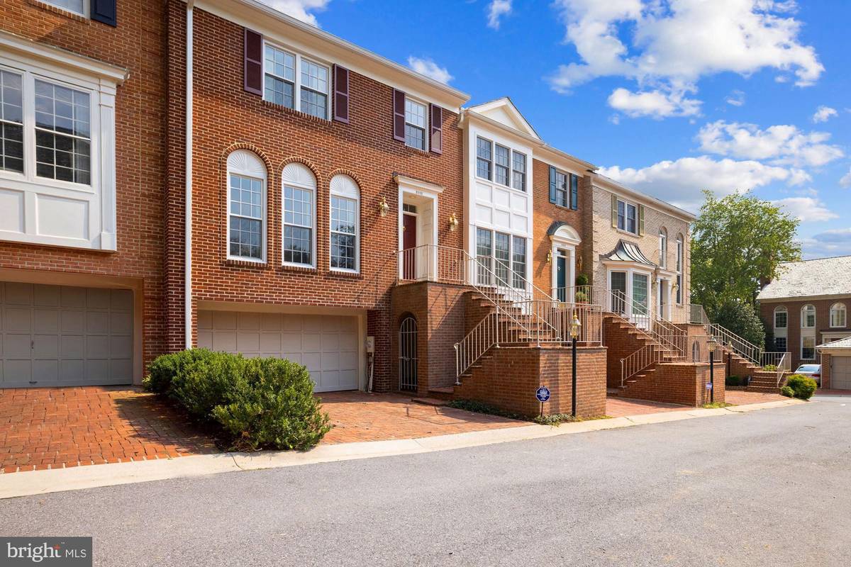 Bethesda, MD 20817,8005 QUARRY RIDGE WAY