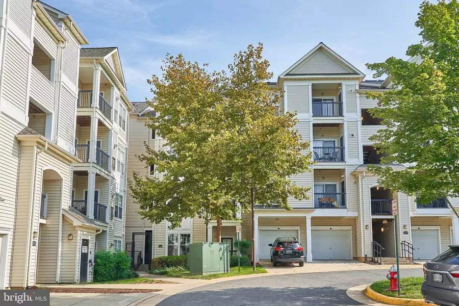 11373 ARISTOTLE DR #9-106, Fairfax, VA 22030