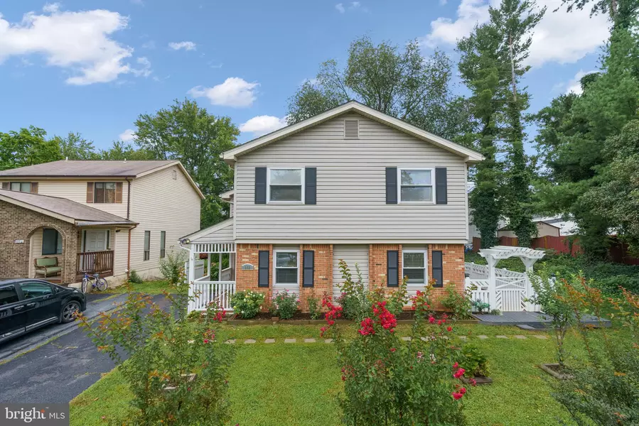 302 LILLARD RD, Sterling, VA 20164