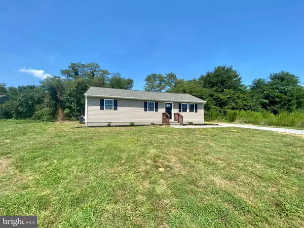 1836 CROOKHORN RD, Montross, VA 22520