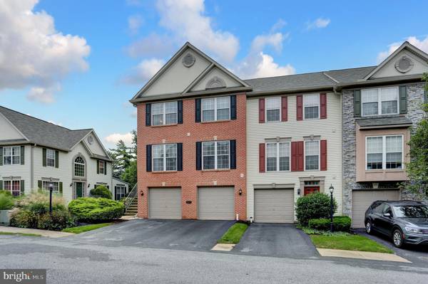 York, PA 17403,218 WHEATFIELD WAY #68E