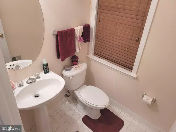 Woodbridge, VA 22193,15642 ALTOMARE TRACE WAY