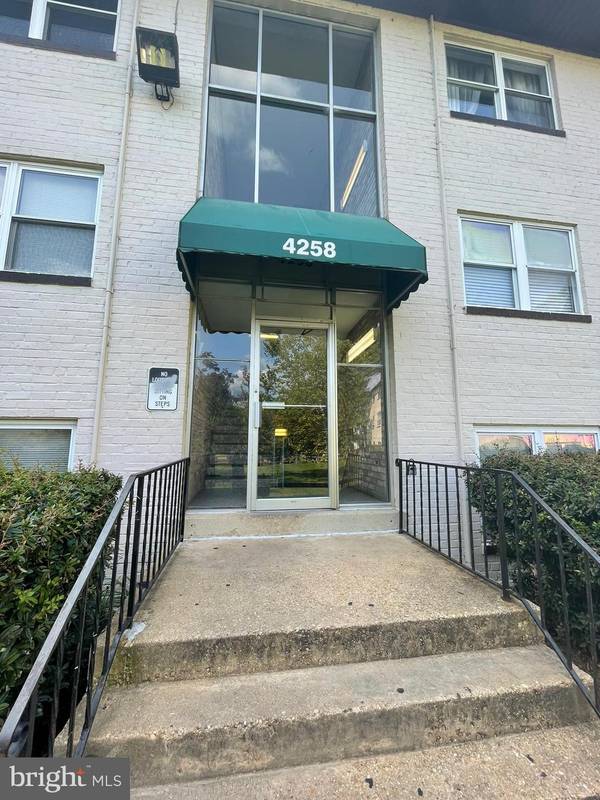 4258 BUCKMAN RD #36, Alexandria, VA 22309