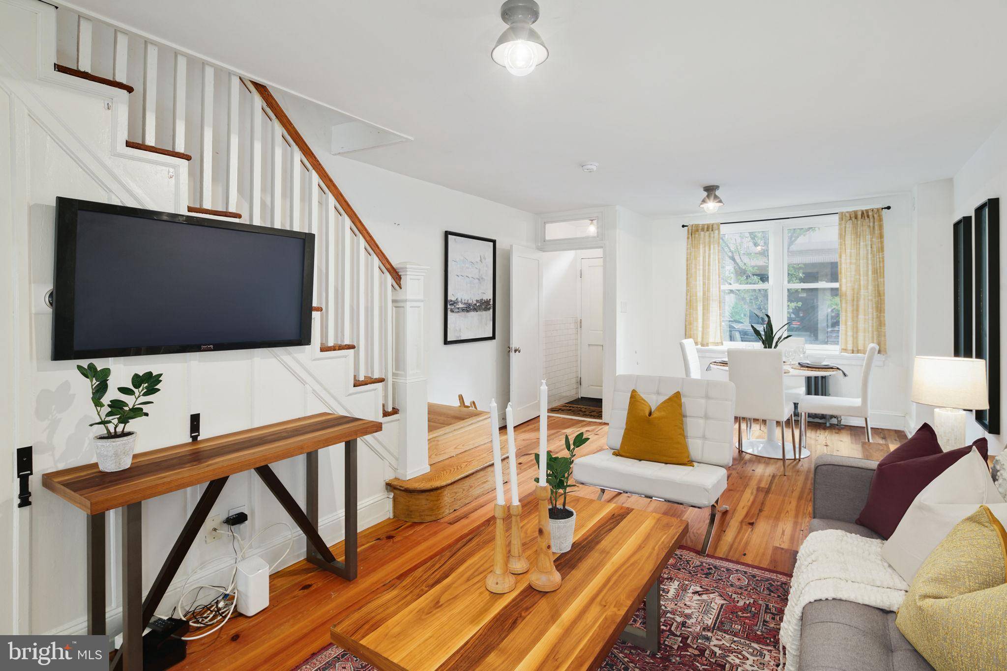 637 CARPENTER ST, Philadelphia, PA 19147
