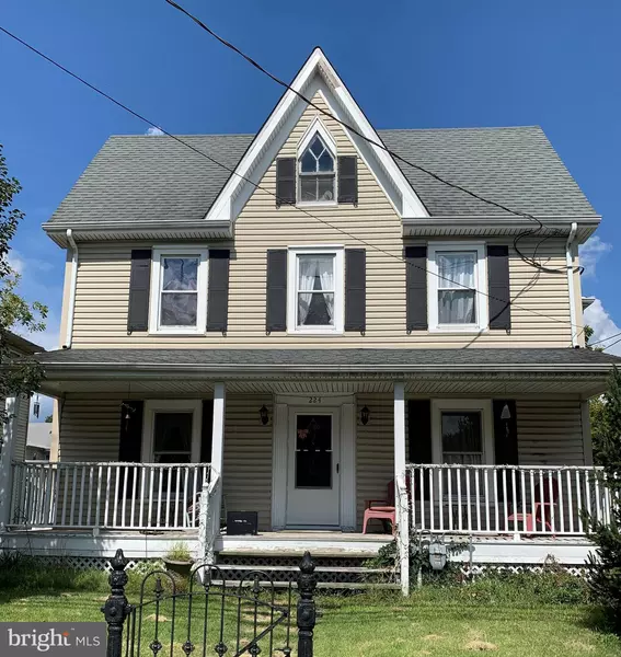 224 W MAIN ST, Millville, NJ 08332