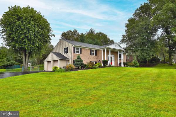 1323 GANTT DR, Huntingdon Valley, PA 19006