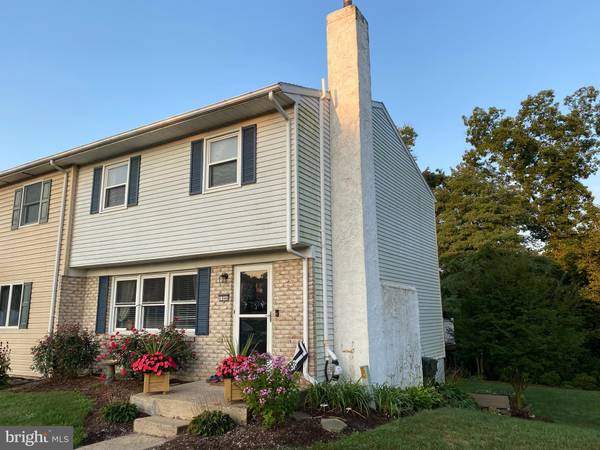 1844 MARY LN, Carlisle, PA 17013