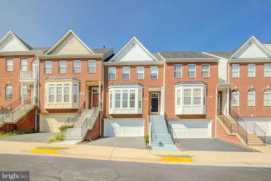 5291 BALLYCASTLE CIR, Alexandria, VA 22315