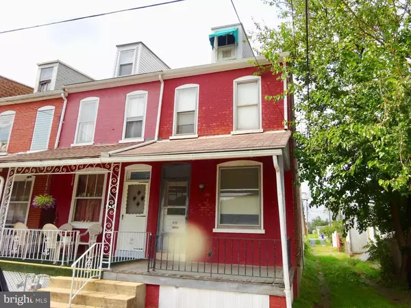 410 ARLINGTON ST, Reading, PA 19611
