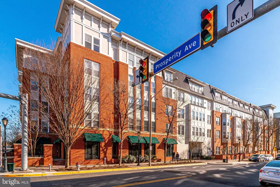 2665 PROSPERITY AVE #131, Fairfax, VA 22031